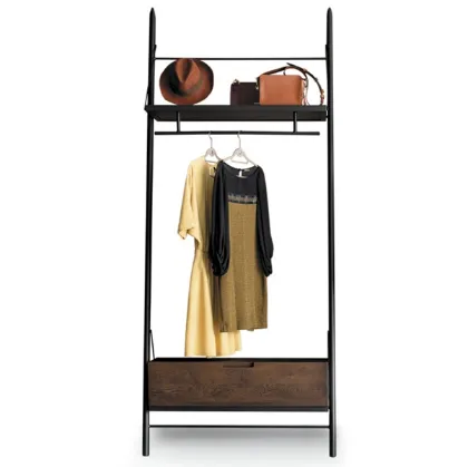 Appendiabiti Easy Closet in metallo e legno di Devina Nais