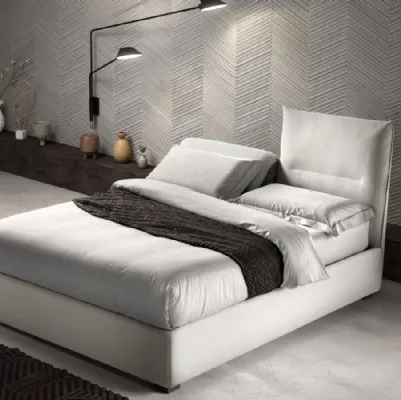 Letto matrimoniale con testiera relax regolabile Sharp di Bside