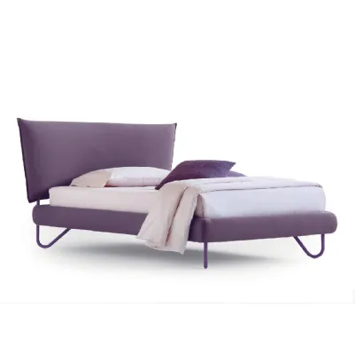 Letto singolo in tessuto imbottito con testiera Hug 04 Soft di Noctis